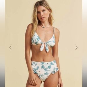Sand babe billabong bikini